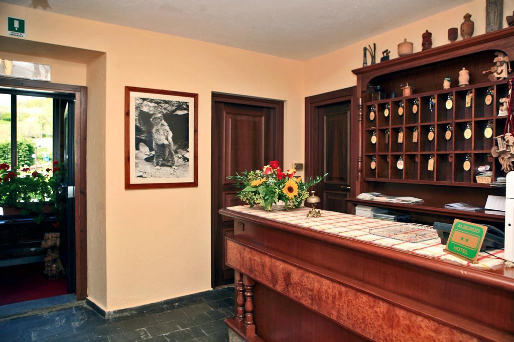 Albergo Le Marmotte Pré-Saint-Didier Εξωτερικό φωτογραφία
