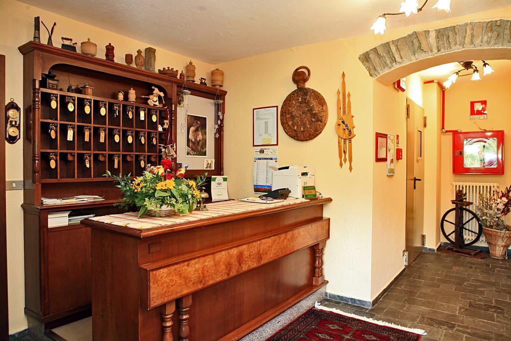 Albergo Le Marmotte Pré-Saint-Didier Εξωτερικό φωτογραφία